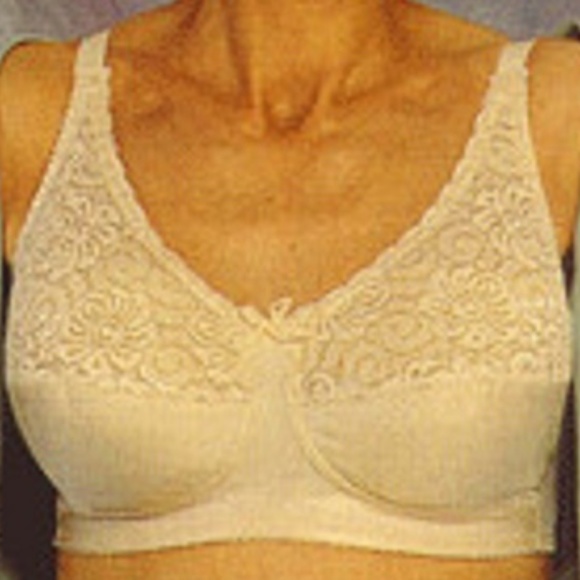 Airway Bra 1470 fiberfill cotton pockets add pads Beige new A,B,C D 40-42 - Picture 1 of 2